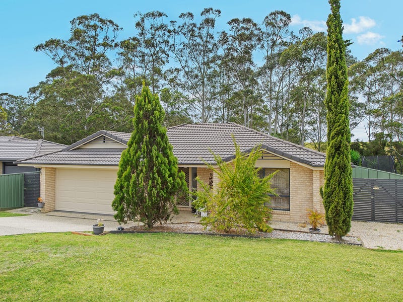 99 Riverbreeze Drive, Wauchope, NSW 2446 Property Details