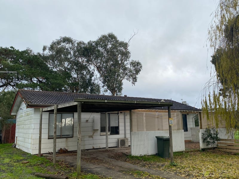 30 Whitelaws Track, Yinnar South, VIC 3869