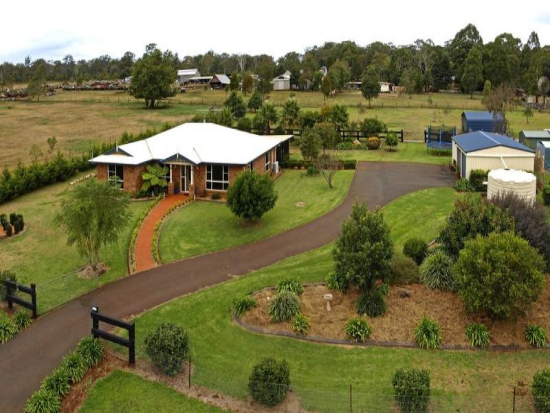 5 Lilliegren Court, Highfields, QLD 4352