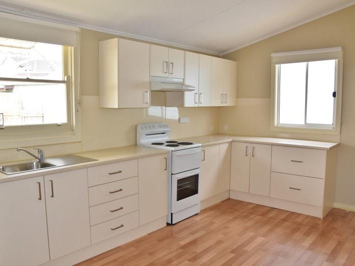 40 Albert Street, Speers Point, NSW 2284