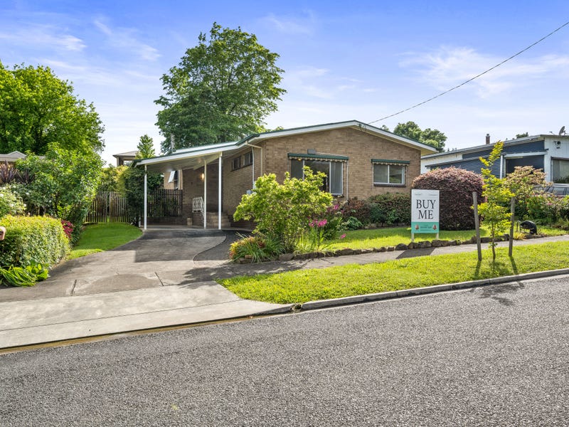 19 Robert Street, Myrtleford, Vic 3737 House for Sale