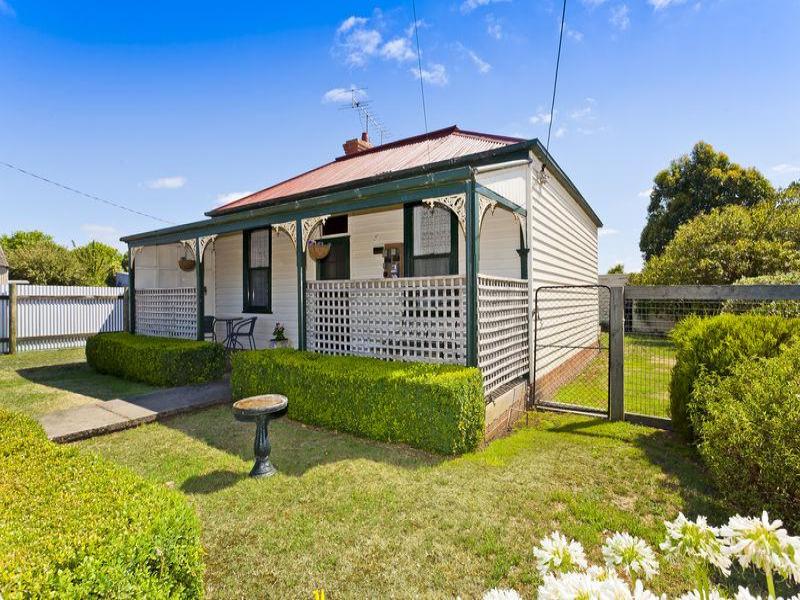22 Fergusson Street, Camperdown, Vic 3260 Property Details