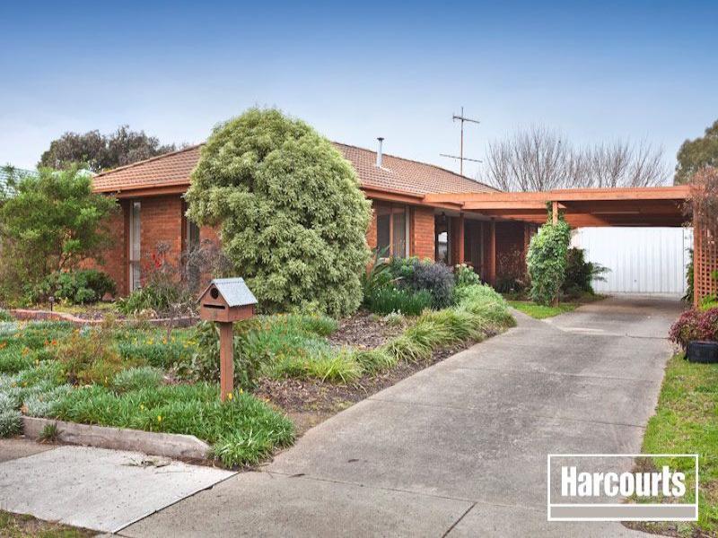 39 Kingston Avenue, Pakenham, Vic 3810 Property Details