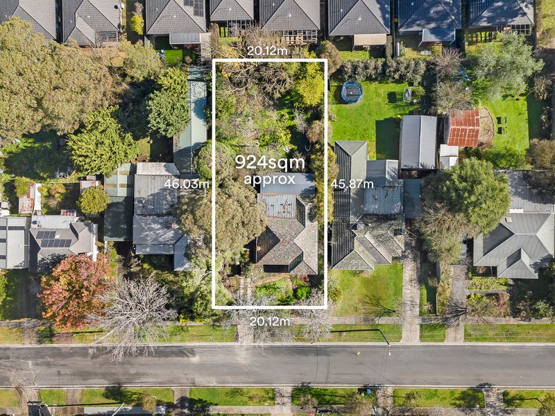 11 Bartlett Avenue, Croydon, Vic 3136 House for Sale