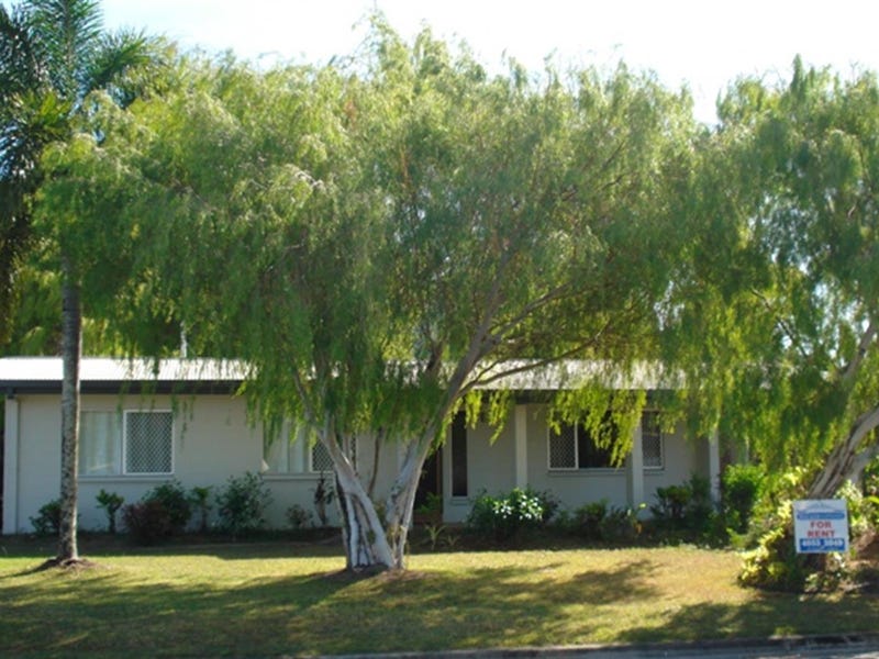 9 Enmore Street, Manoora, QLD 4870