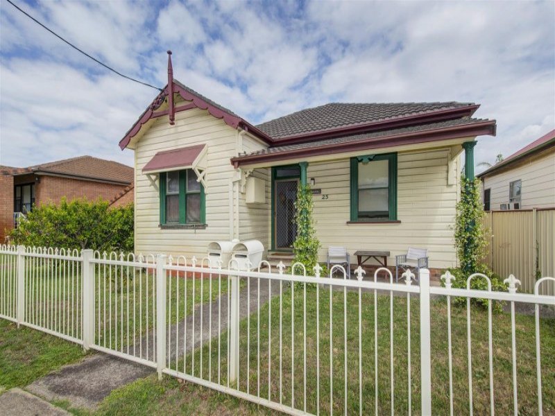 25 Lomond Street, Stockton, NSW 2295 Property Details