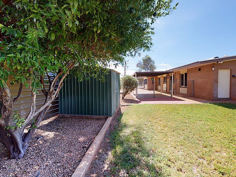 42 Memorial Avenue, Gillen, NT 0870