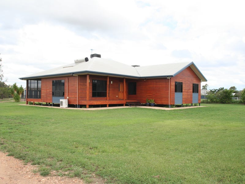 40 Edgewood Drive, Emerald, Qld 4720 Property Details