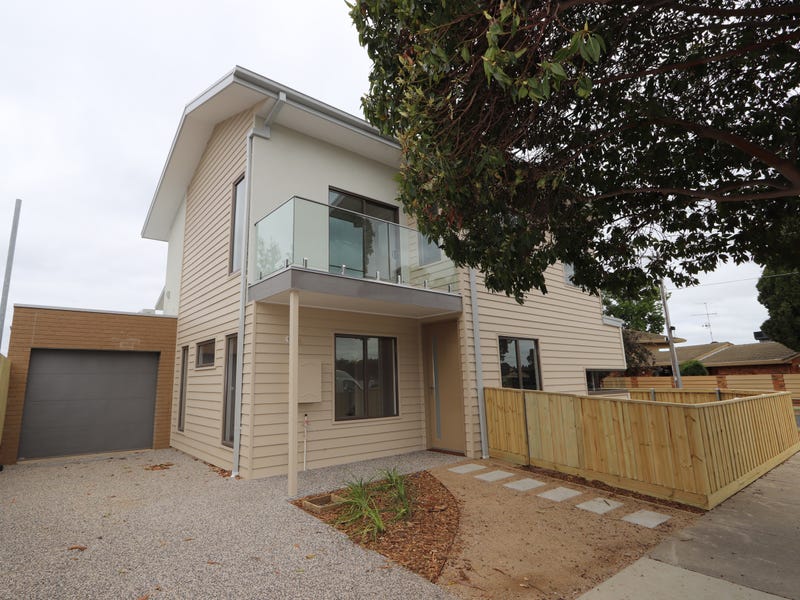 37 Meakin Street, East Geelong, VIC 3219