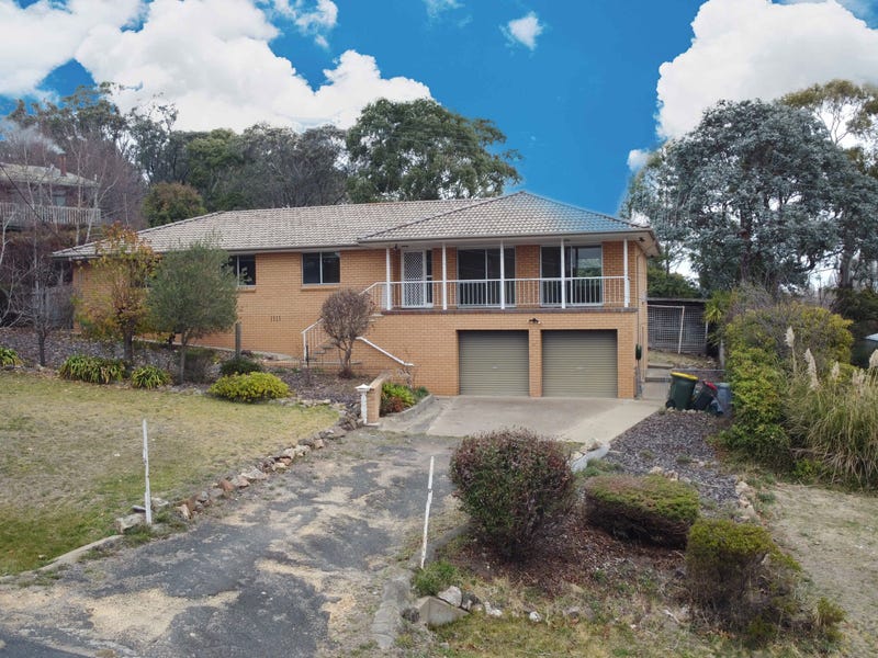 32 Young Street, Bombala, NSW 2632 House for Sale