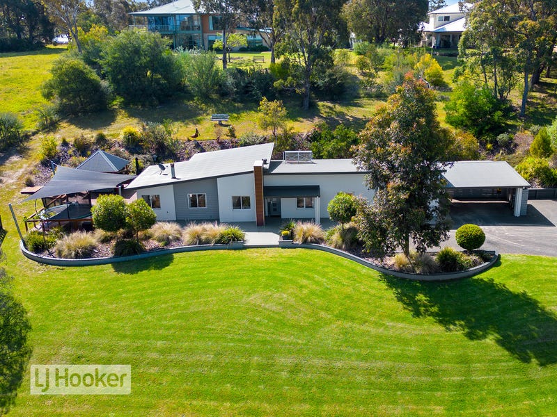 18 The Fields, Metung, Vic 3904 House for Sale