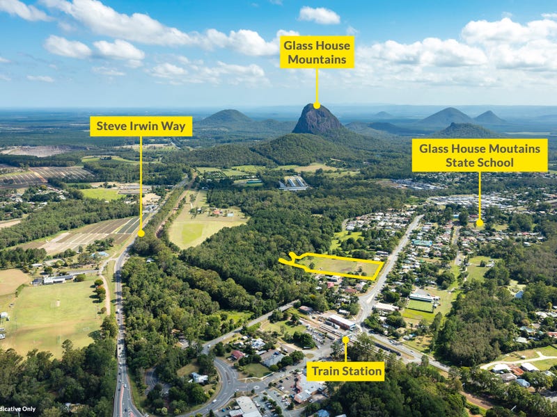 Glass House Mountains Little Red Map