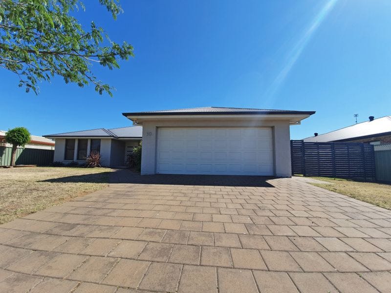 10 Holmwood Drive, Dubbo, NSW 2830