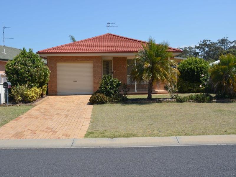 10B Woolabar Drive, Broulee, NSW 2537 Property Details