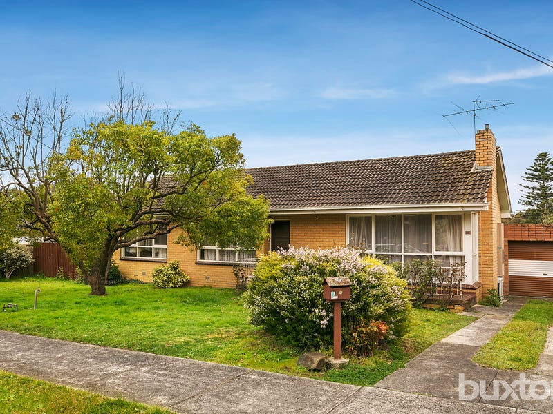 26 Inverness Avenue, Burwood, Vic 3125 Property Details