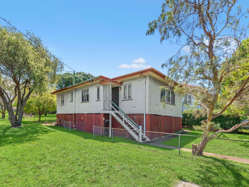 38 Bilsen Road, Wavell Heights, Qld 4012 House for Sale realestate