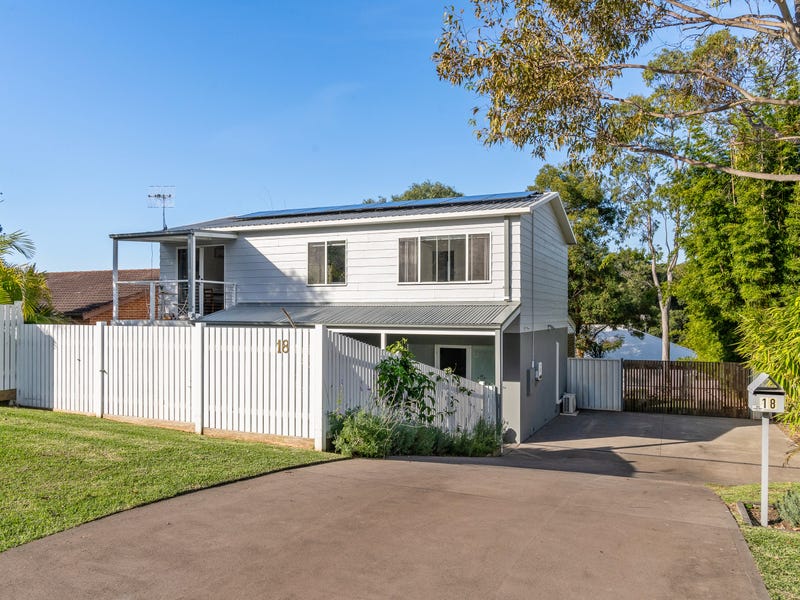 18 Gemini Way, Narrawallee, NSW 2539 House for Sale