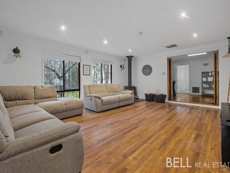 67 Pakenham Road, Cockatoo, Vic 3781 House for Sale