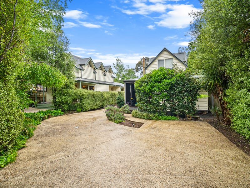 16 Campbell Street, Yarragon, Vic 3823 Property Details