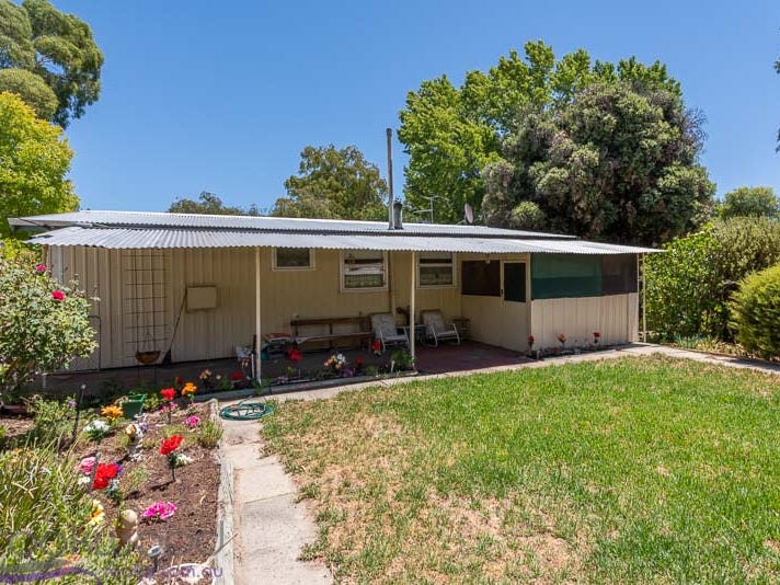 425 Lilydale Road, Chidlow, WA 6556 Property Details