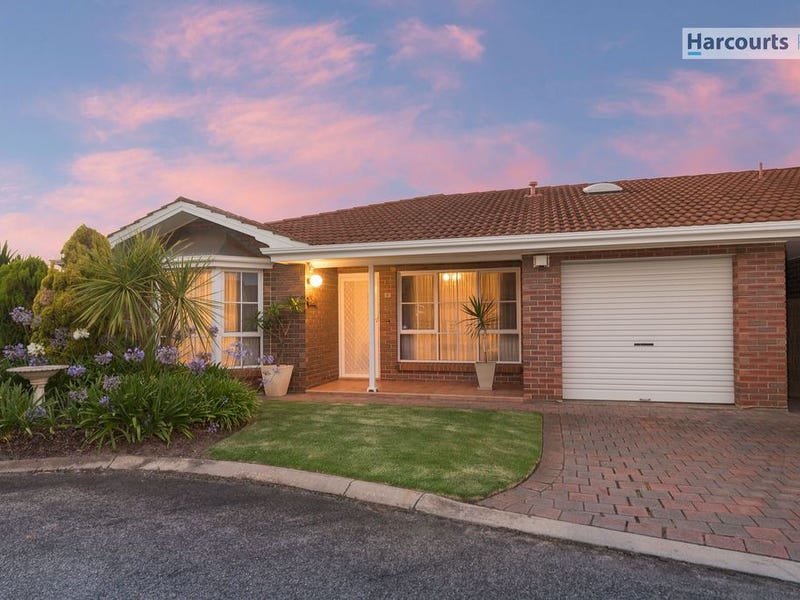 17/2 Island Drive, West Lakes, SA 5021