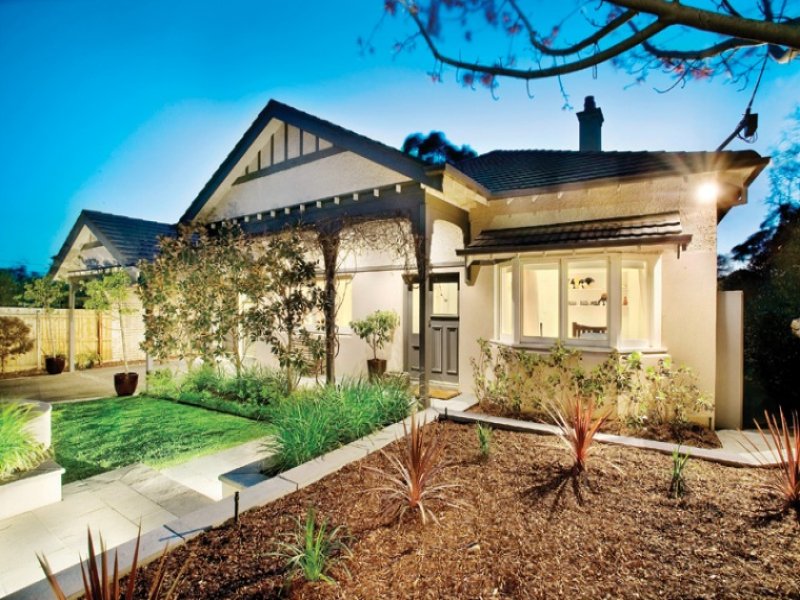 13 Avenue Athol, Canterbury, VIC 3126