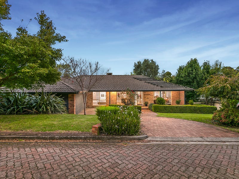 84 Castleton Road, Viewbank, VIC 3084
