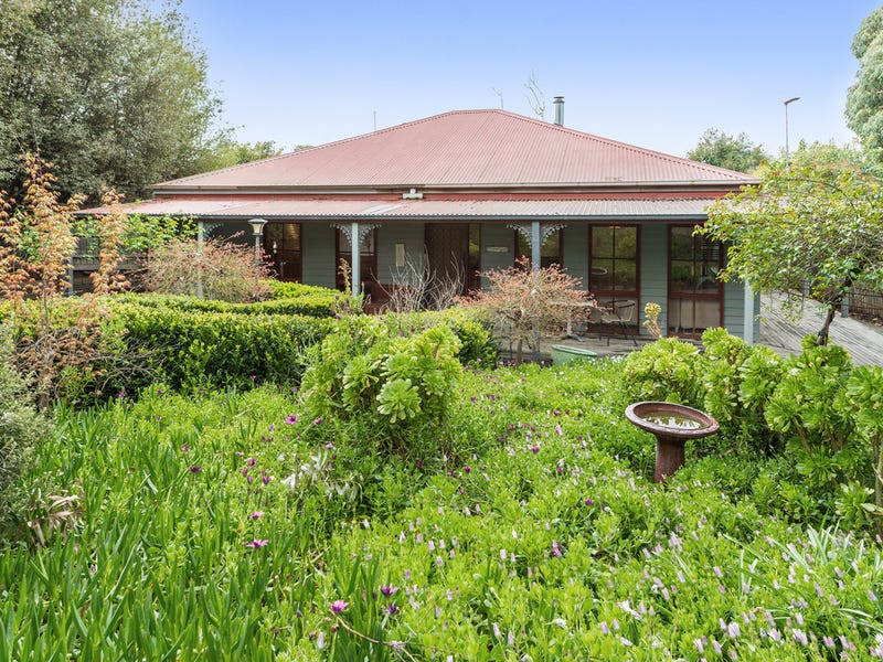 6 Haag Road, Seville, Vic 3139 Property Details