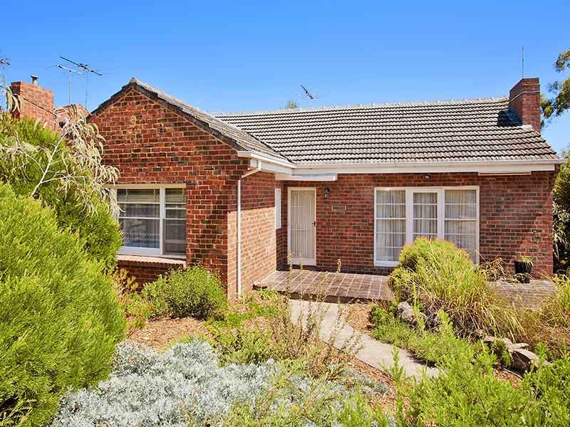 6 Myrtle Grove, Blackburn, VIC 3130