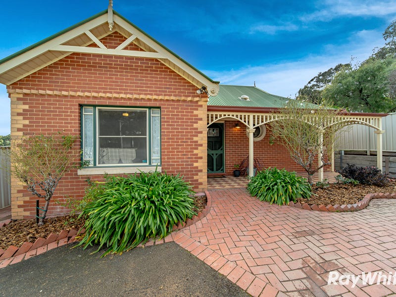 40B Harkness Street, Quarry Hill, VIC 3550