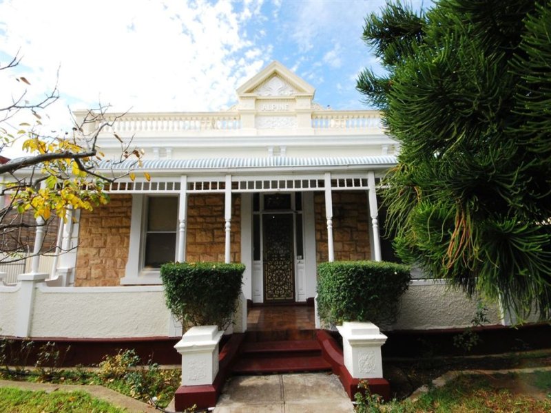 45 Farnham Road, Keswick, SA 5035