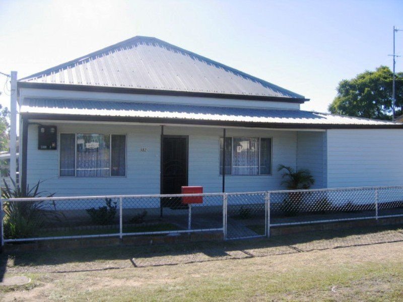 102 Aberdare Road, Cessnock, NSW 2325 Property Details