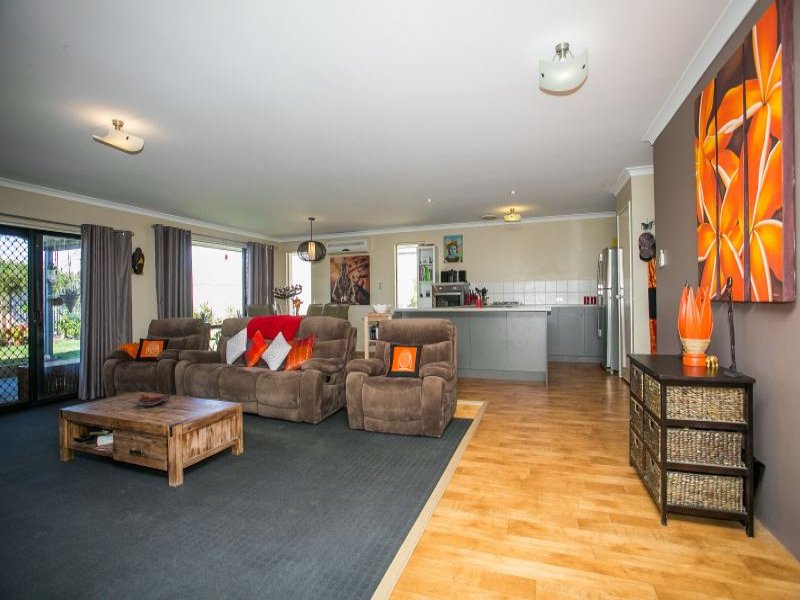 34 Fawcett Road, Byford, WA 6122 Property Details