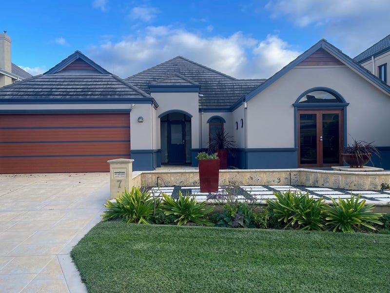 7 Parish Lane, Churchlands, WA 6018 Property Details