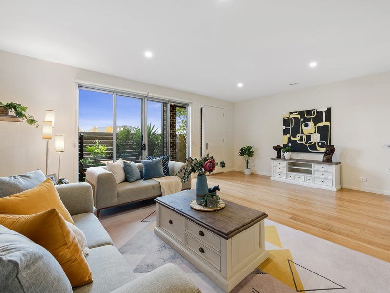 Real Estate & Property for Sale in Lysterfield South, VIC 3156 (+1