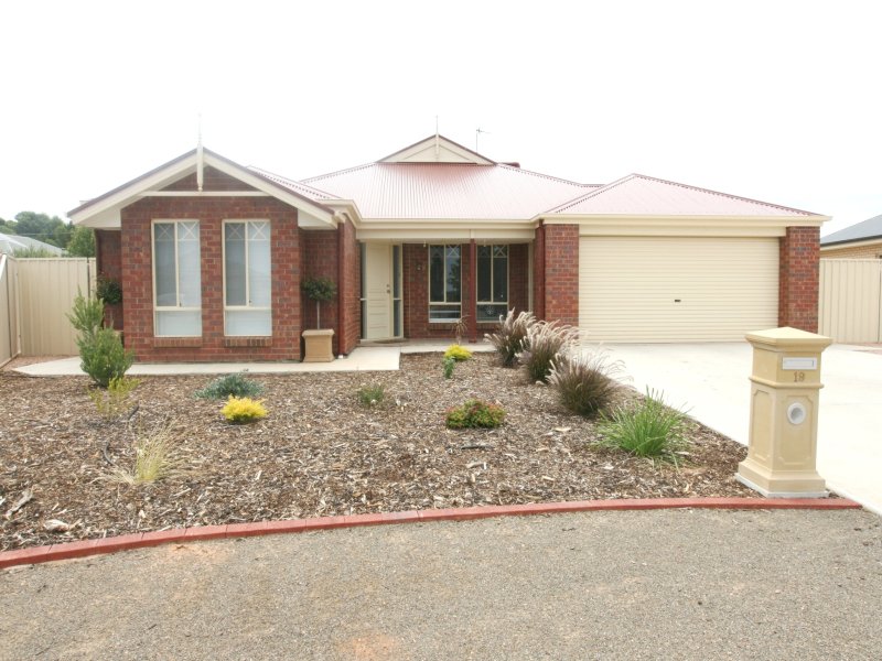 19 Abbott Drive, Kadina, SA 5554