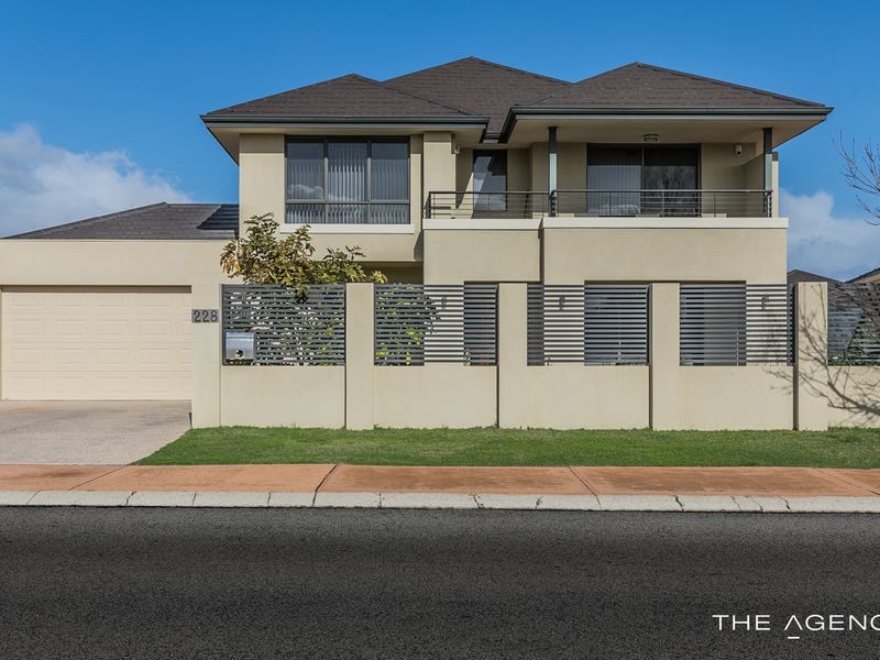 228 Castlewood Parkway, Southern River, WA 6110