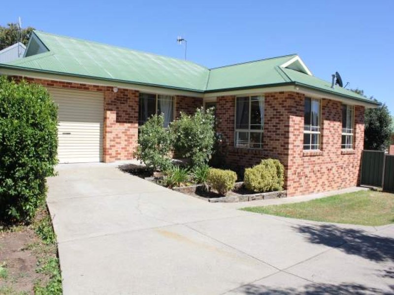 63b Stewart Street, Bathurst, NSW 2795 Property Details