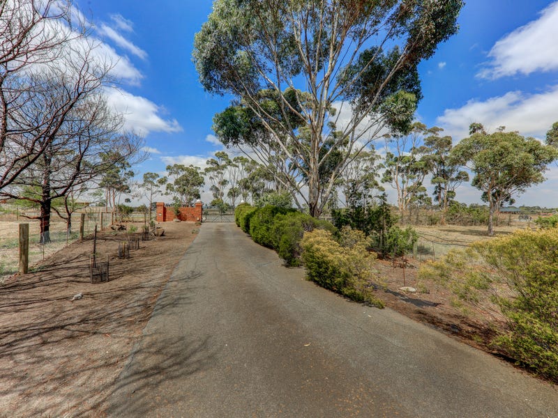 19121962 Melton Highway, Plumpton, VIC 3335