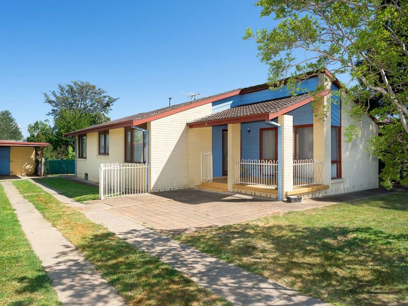 13 Simpson Avenue, Forest Hill, NSW 2651