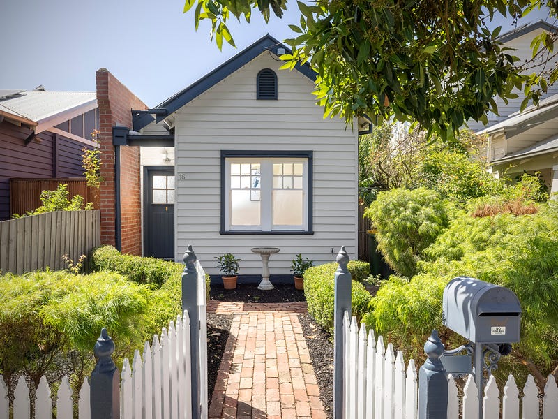 16 Hartley Street, Northcote, Vic 3070 Property Details