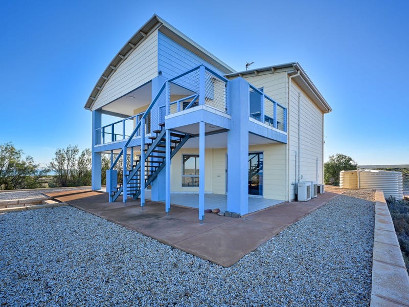 Studio Bedroom Properties for Sale in Iron Knob, SA 5611 (+1 location