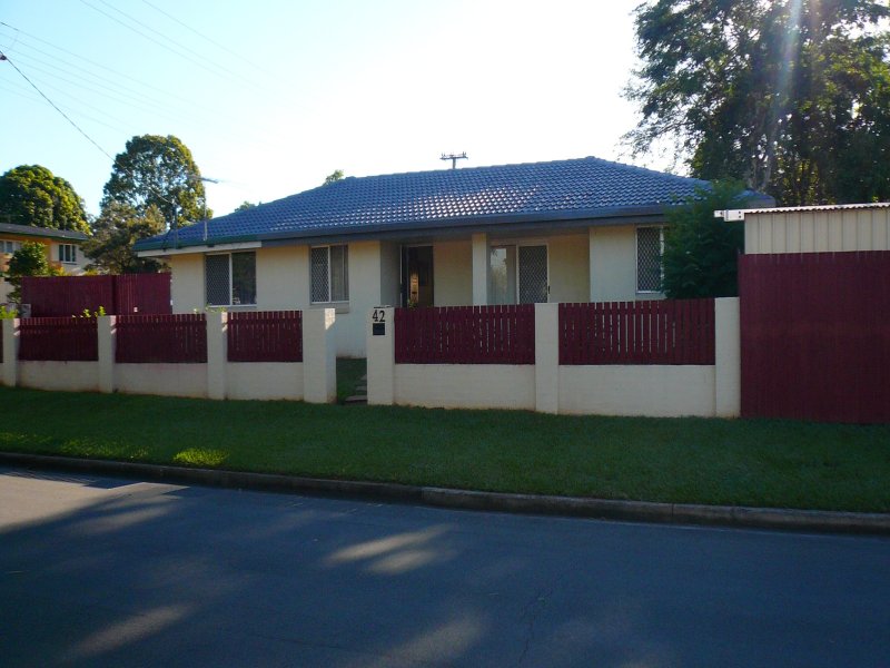 42 Bray Road, Lawnton, Qld 4501 Property Details