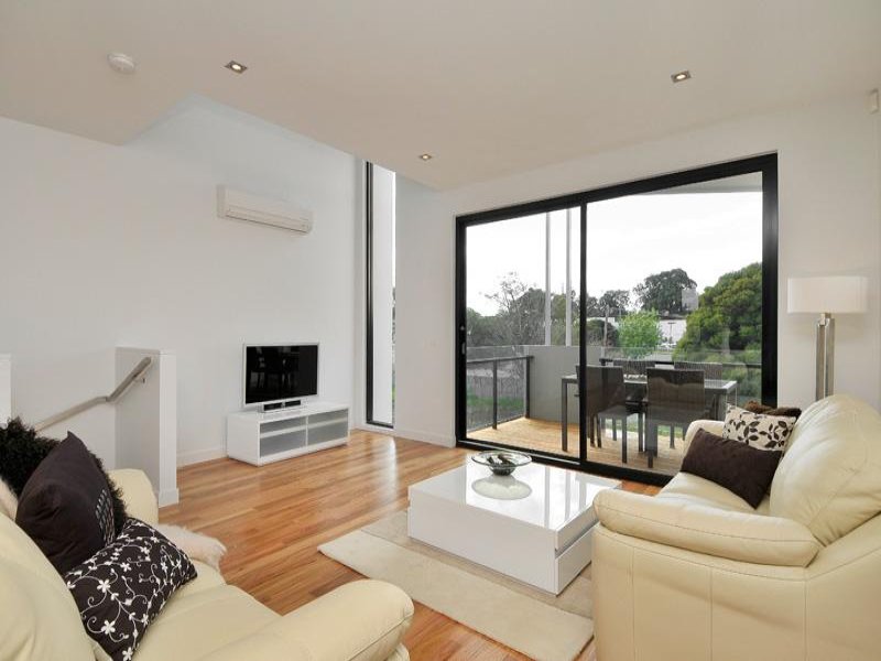 2/109 Asling Street, Brighton, Vic 3186 - Property Details