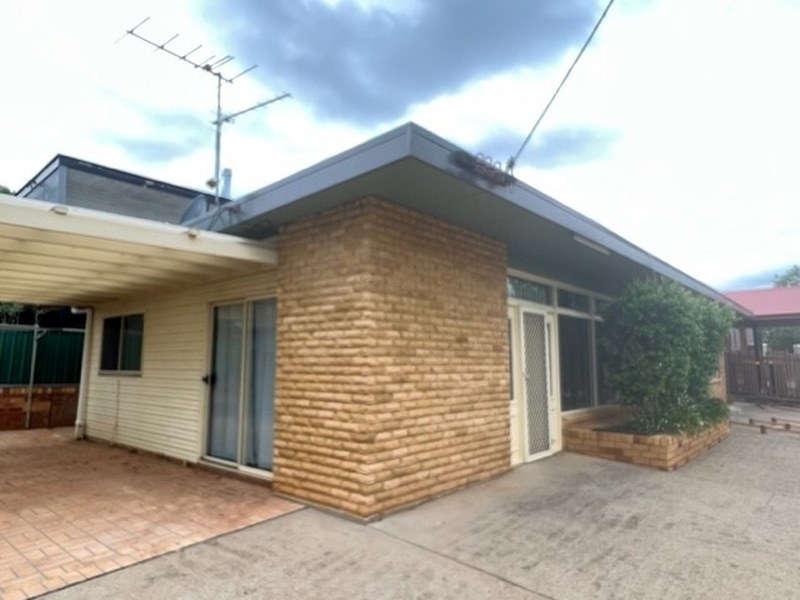 Rental Properties and Real Estate in Tamworth, NSW 2340 (+1 location