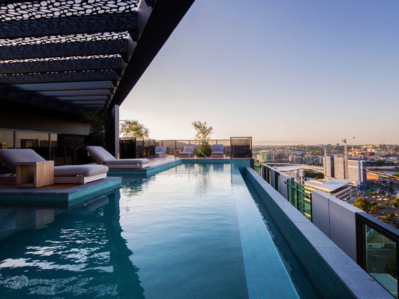 1301/4 Edmondstone Street, South Brisbane, Qld 4101 Apartment for