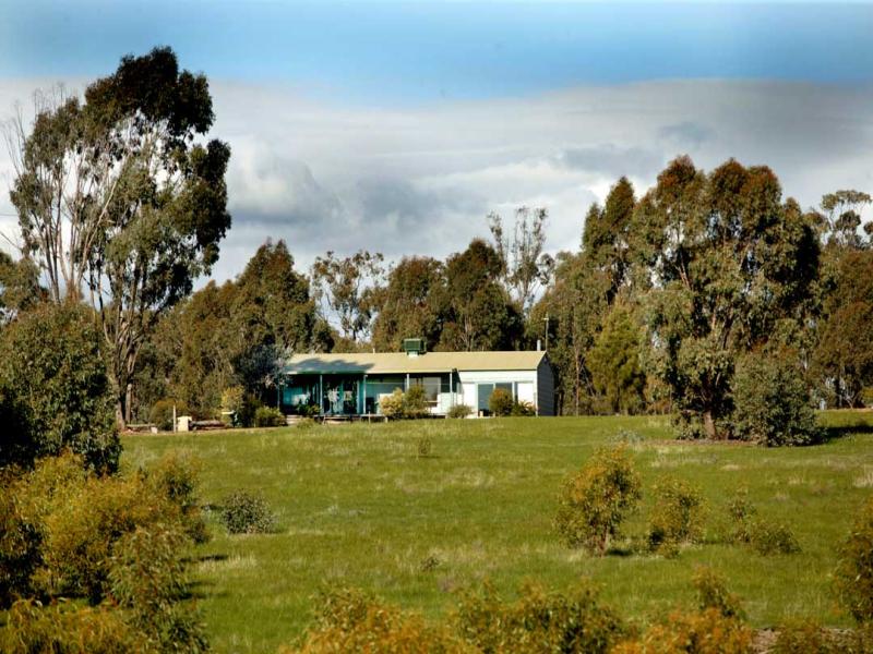 647 Sloans Rd Violet Town, Euroa, Vic 3666 Property Details