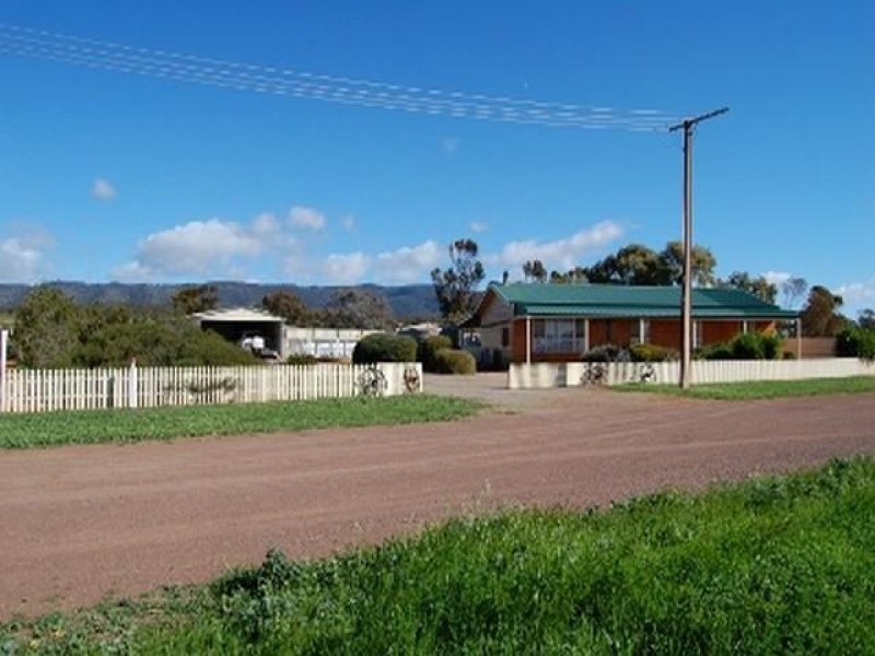 16 NORMAN STREET, Quorn, SA 5433 Property Details