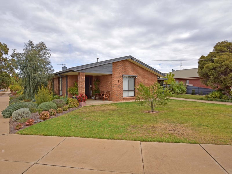 1 Elm Street, Kyabram, Vic 3620 Property Details