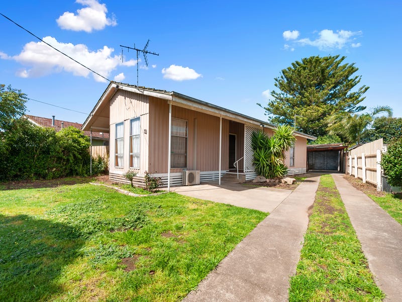 4 Elston Court, Sale, Vic 3850 Property Details